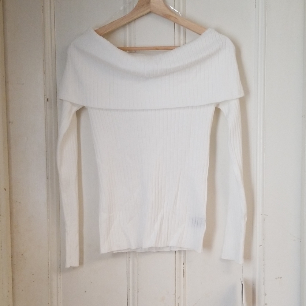 IZ Byer sweater